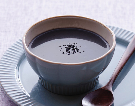 Krem z czarnego sezamu, 