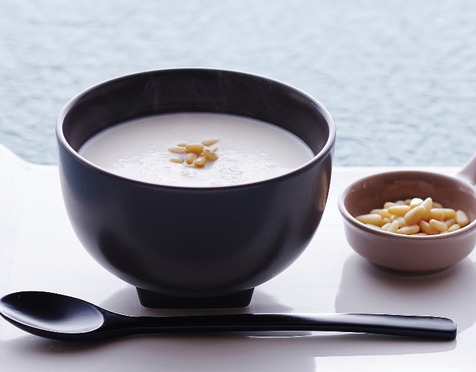 Krem z orzechów pini, 